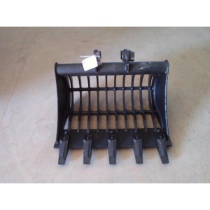 godet_squelette_mini_pelle_axe_35