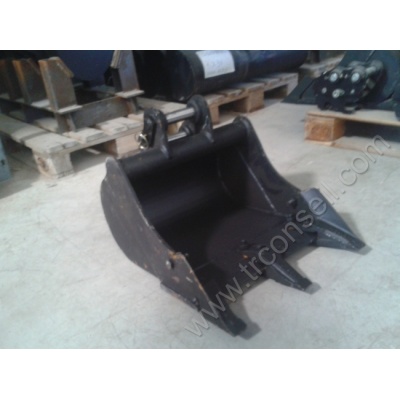 Godet 450mm axes 30mm pour mini pelle KUBOTA KX41-3