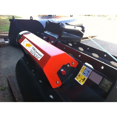 epareuse-debroussailleur-chargeur-mini-pelle-usage-severe-tc2-3