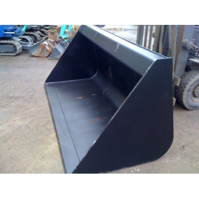 godet--terre_pour-telescopique-manitou-15m