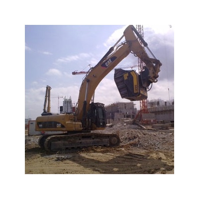 godet-concasseur-minipelle-pelle-mb-crusher-_mb-travail-travaux-routiers_864336270