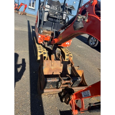 mini_pelle_kubota_kx015-4_63662__1