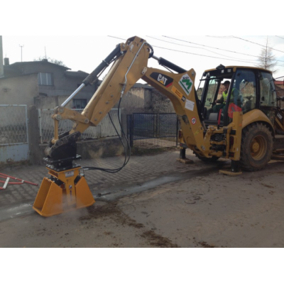 plaque_compactage_pelle_acp350_travail